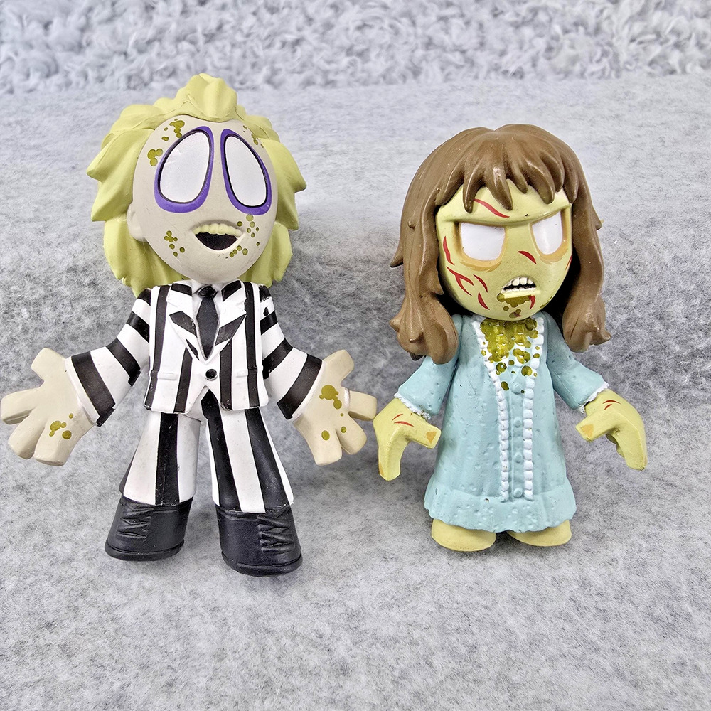 Funko Mystery Minis Beetlejuice & Regan Exorcist Lot of 2 Horror Classics
